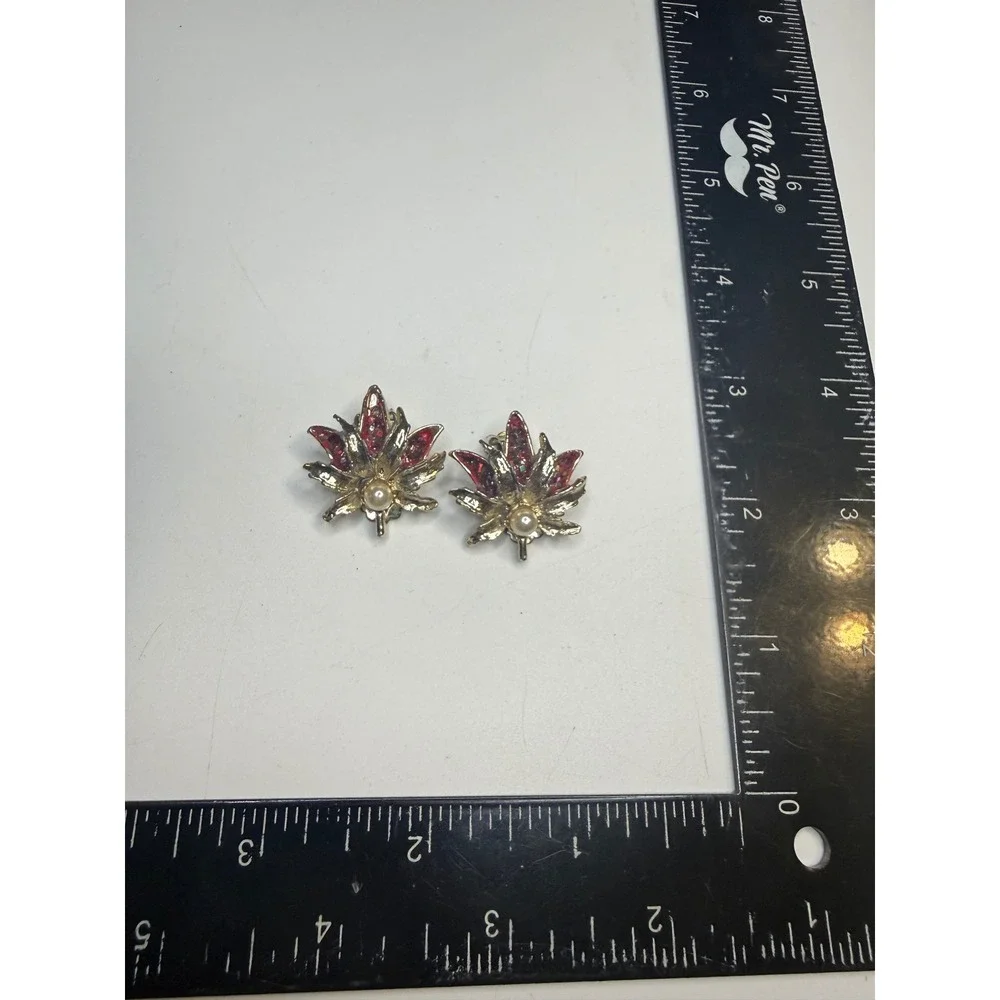 Vintage Gold Tone Red Enamel Faux Pearl Leaf Clip On Earrings Autumn Jewelry
